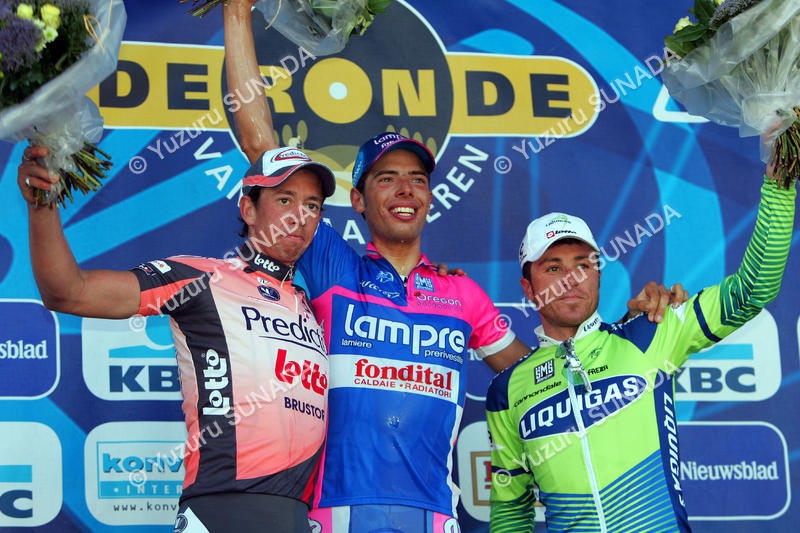 Podium004p.jpg